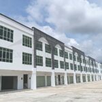 Three Storey Shophouse at Lumapas Three Storey Shophouse at Lumapas